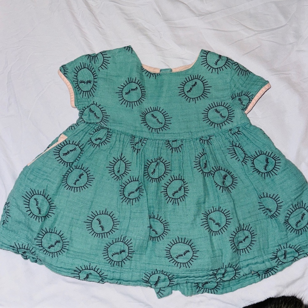 John Lewis green infant cotton dress size 6-9 months